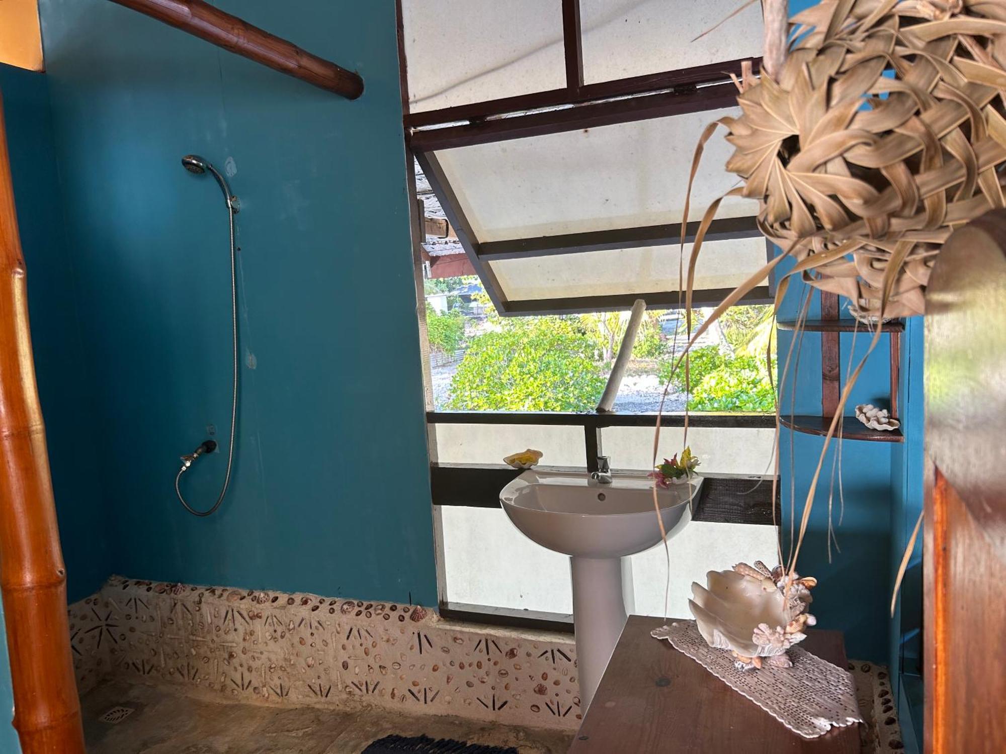 Hotel Rangiroa Bliss à Tiputa Extérieur photo